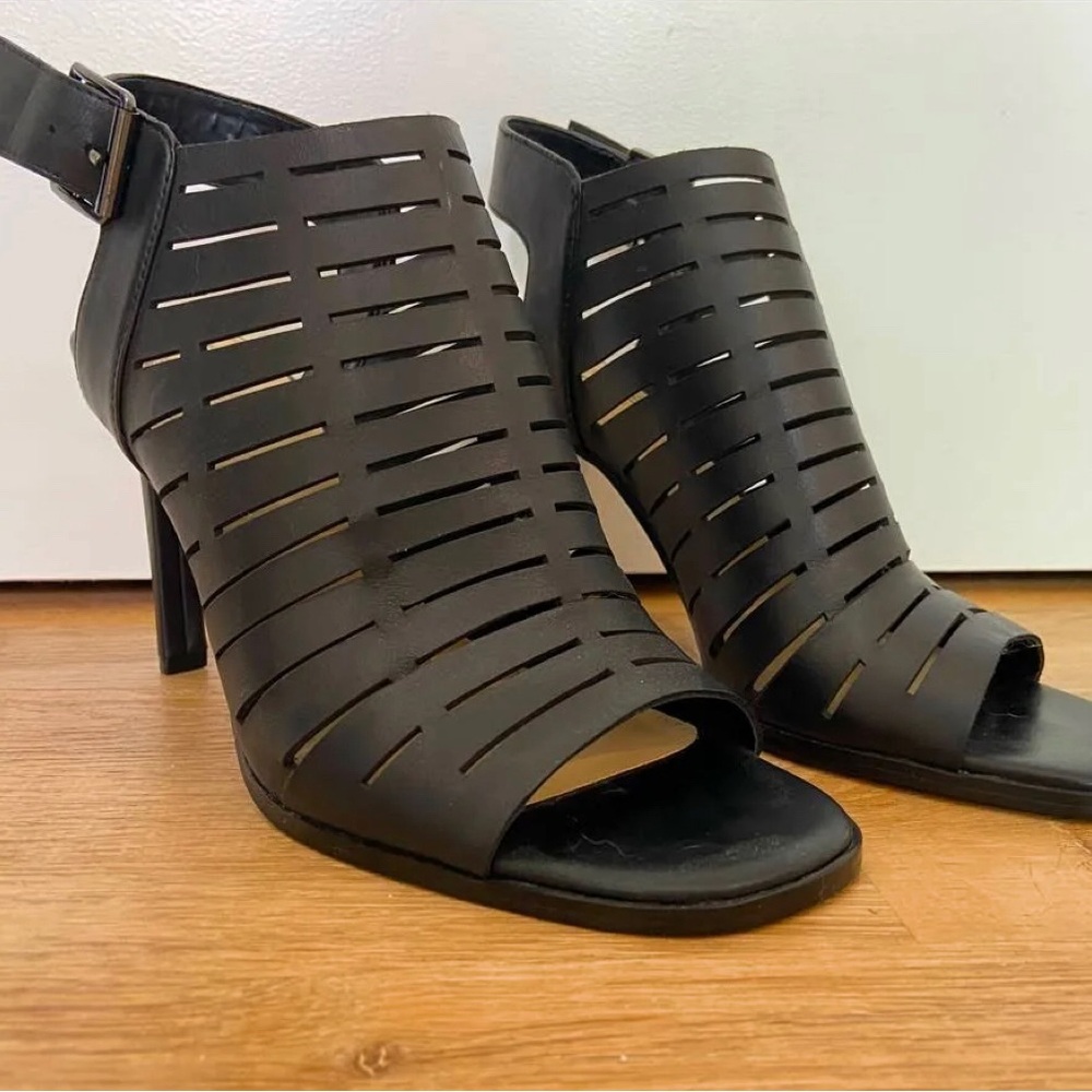 Vince Camuto kayjay size 9.5